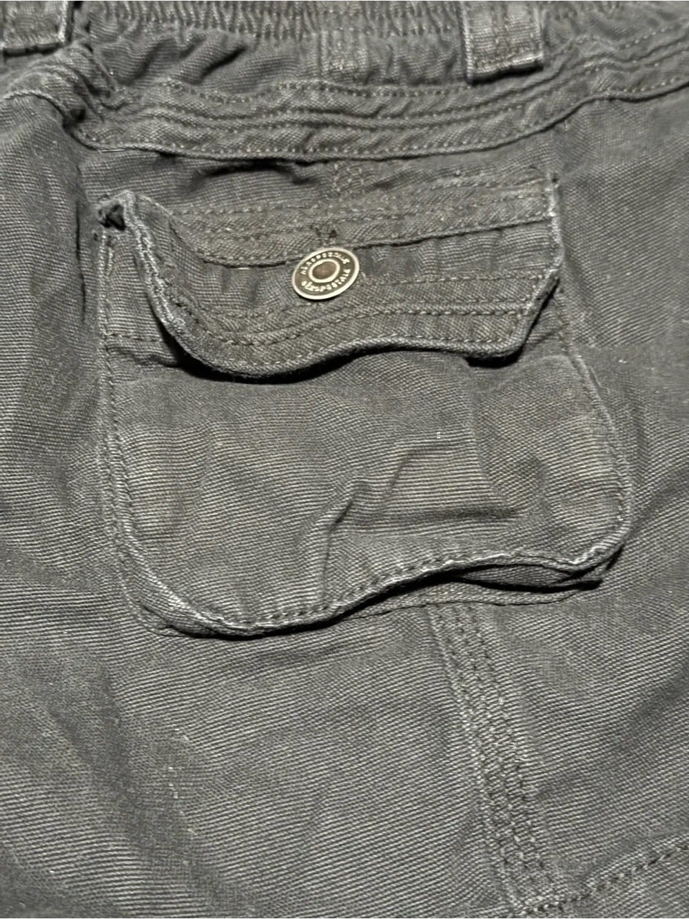 Aeropostale Black Drawstring Zip-Pocket Low Rise Cargo Shorty Shorts